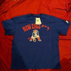BRAND NEW New England Patriots Nike/NFL T-Shirt Size Large Blue